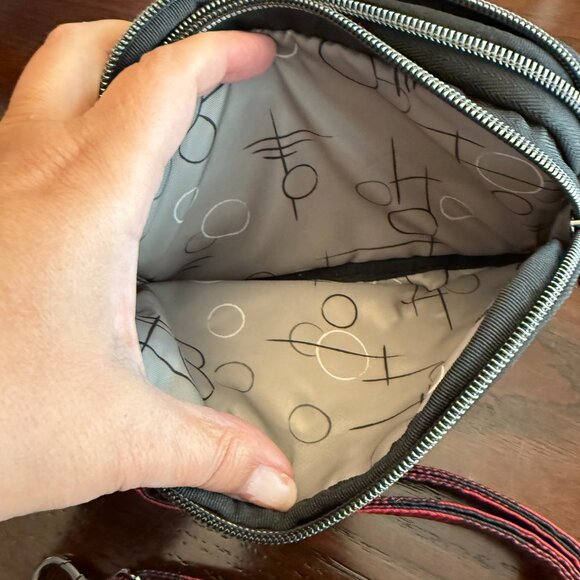 Lug Coupe Red and black check crossbody, shoulder or belt bag - Picture 4 of 11